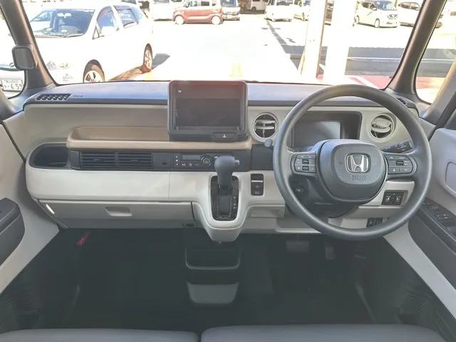 N-BOX(ホンダ)N-BOX ファッションスタイル コンフォートＰ届出済未使用車 7