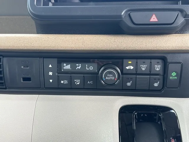 N-BOX(ホンダ)N-BOX ファッションスタイル コンフォートＰ届出済未使用車 17