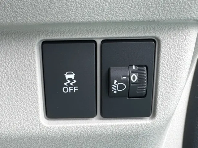 N-BOX(ホンダ)N-BOX ファッションスタイル コンフォートＰ届出済未使用車 22