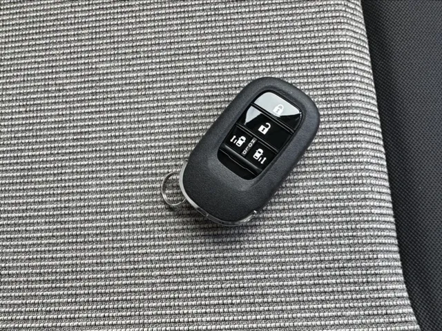 N-BOX(ホンダ)N-BOX ファッションスタイル コンフォートＰ届出済未使用車 28