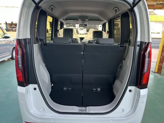 N-BOX(ホンダ)N-BOX コンフォートＰ届出済未使用車 10