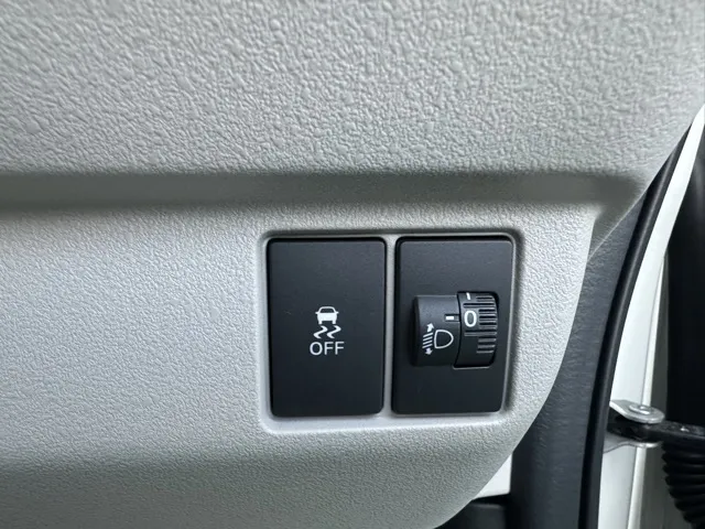 N-BOX(ホンダ)N-BOX コンフォートＰ届出済未使用車 17