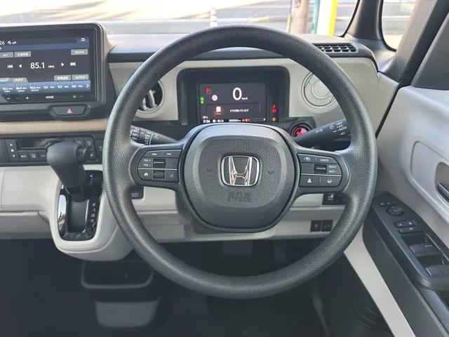 N-BOX(ホンダ)N-BOX コンフォートＰ届出済未使用車 6