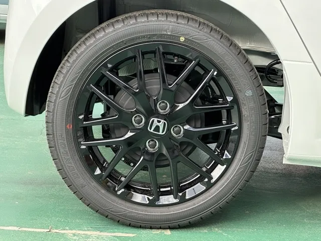 N-ONE(ホンダ)ＲＳ ６ＭＴ届出済未使用車 12