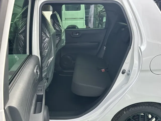 N-ONE(ホンダ)ＲＳ ６ＭＴ届出済未使用車 4