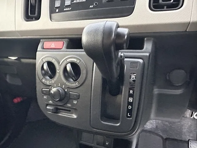 アルト(スズキ)L　セーフティサポート中古車 16