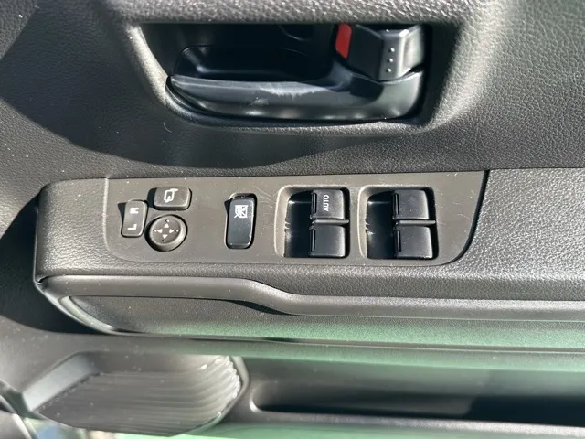 ハスラー(スズキ)フレアクロスオーバー ハイブリッドXG中古車 13