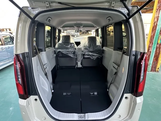 N-BOX(ホンダ)N-BOX ファッションスタイル コンフォートＰ届出済未使用車 12