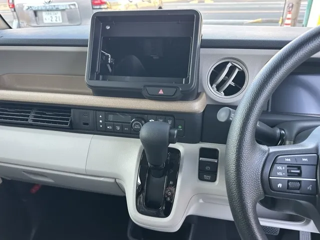 N-BOX(ホンダ)N-BOX ファッションスタイル コンフォートＰ届出済未使用車 17