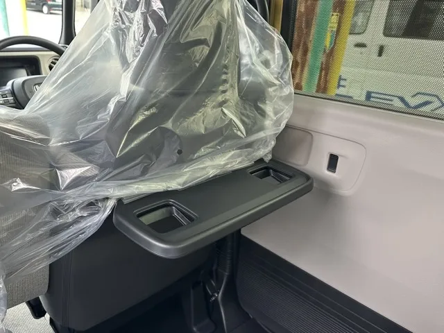 N-BOX(ホンダ)N-BOX ファッションスタイル コンフォートＰ届出済未使用車 9