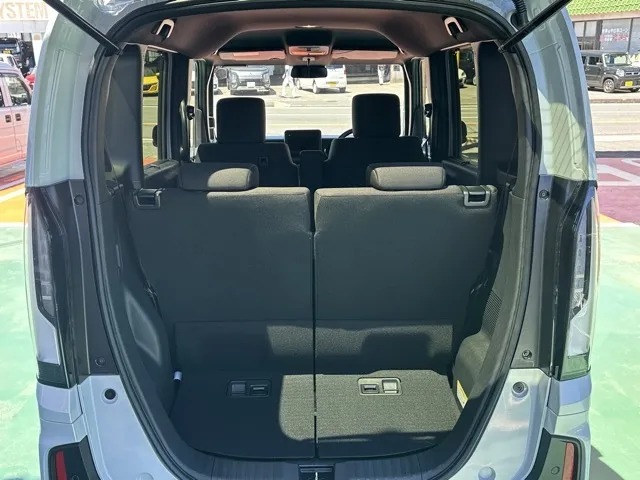 N-BOX(ホンダ)N-BOXカスタム届出済未使用車 9