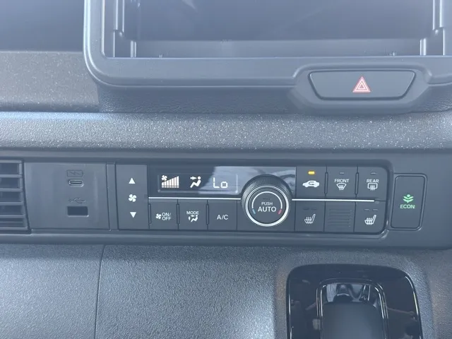 N-BOX(ホンダ)N-BOXカスタム届出済未使用車 16