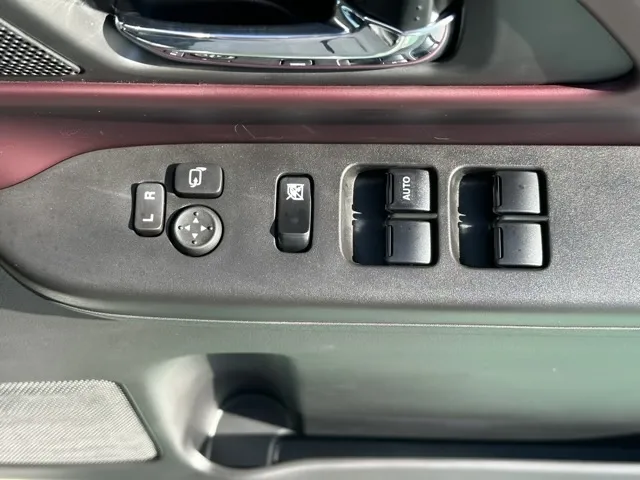 スペーシア(スズキ)ハイブリッドXSターボ届出済未使用車 13