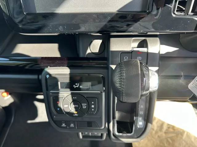 スペーシア(スズキ)ハイブリッドXSターボ届出済未使用車 19