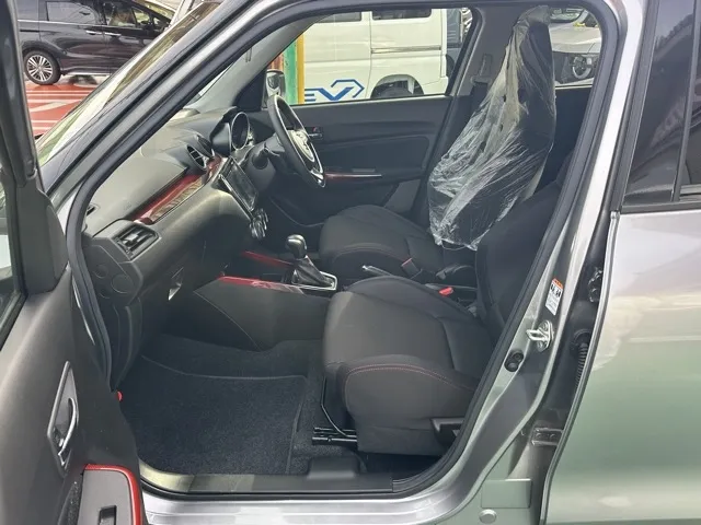 スイフト(スズキ)ベースグレード　セーフティサポート　AT中古車 3