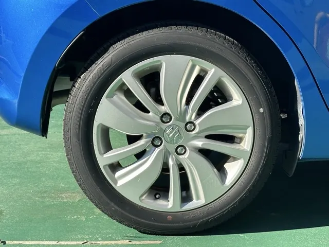 スイフト(スズキ)XL中古車 11