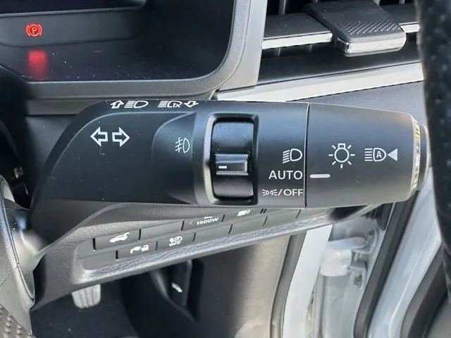 アウトランダー(三菱)ブラックエディション 5人乗 アラウンドビューモニター中古車 21