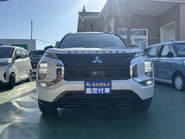 アウトランダー(三菱)ブラックエディション 5人乗 アラウンドビューモニター中古車 29