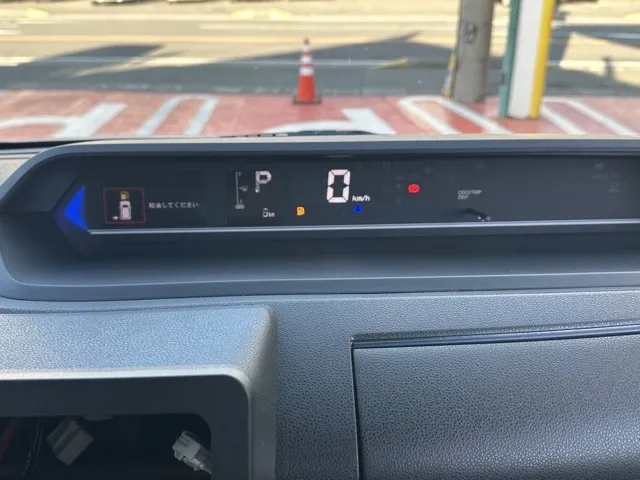 タント(ダイハツ)RS エコアイドルレス パノラマUGP届出済未使用車 19