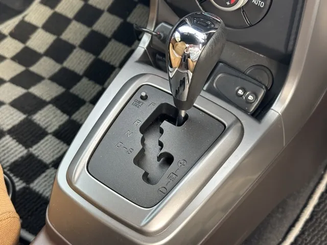 コペン(ダイハツ)ローブ中古車 12