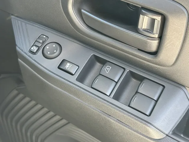 サクラ(ニッサン)S中古車 11