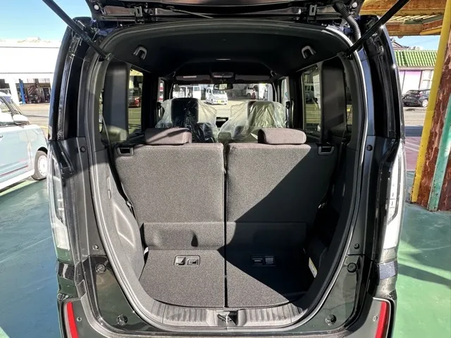 N-BOX(ホンダ)N-BOXカスタム 両側PSD届出済未使用車 11