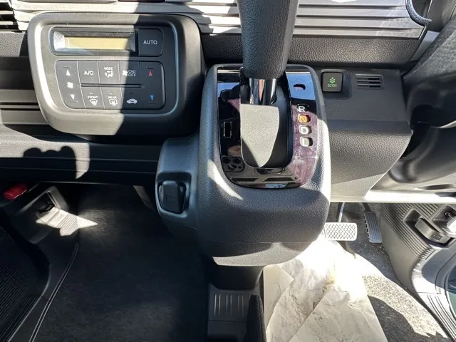N-VAN(ホンダ)FUN 届出済未使用車 19