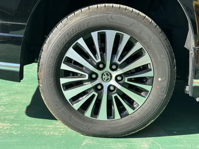 グランエース(トヨタ)プレミアム 6人中古車 14