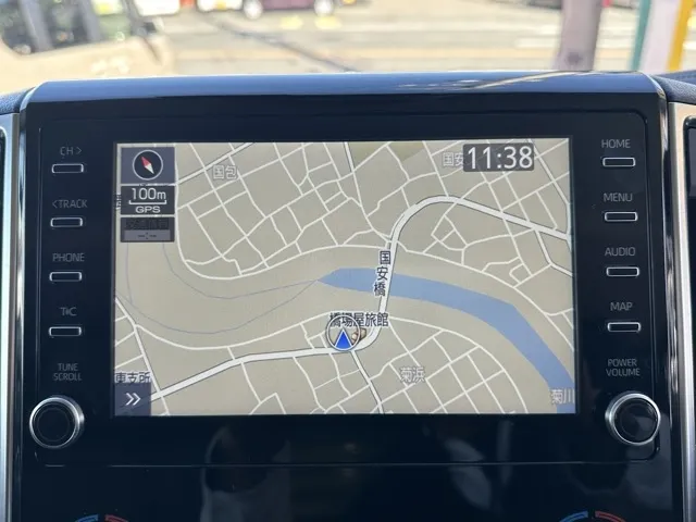 グランエース(トヨタ)プレミアム 6人中古車 17