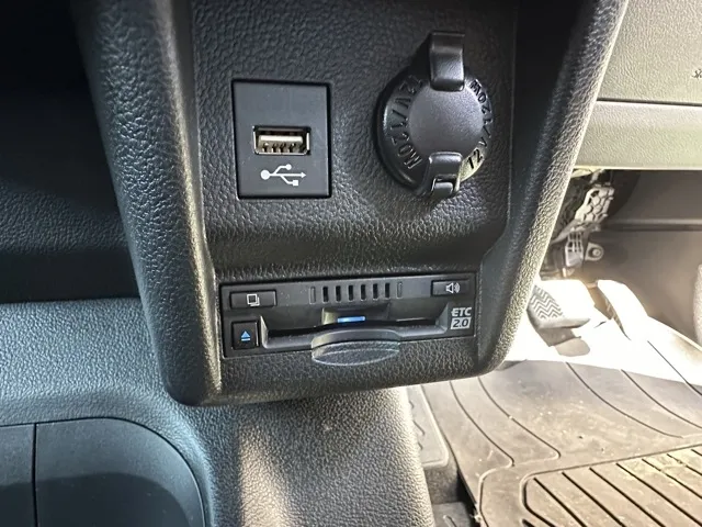 グランエース(トヨタ)プレミアム 6人中古車 22