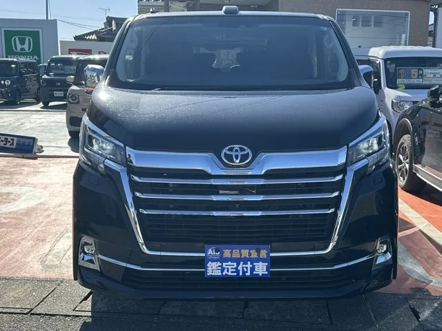 グランエース(トヨタ)プレミアム 6人中古車 29