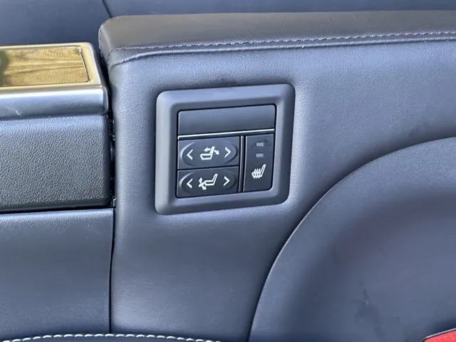 グランエース(トヨタ)プレミアム 6人中古車 5