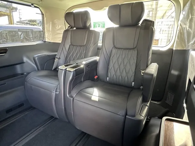 グランエース(トヨタ)プレミアム 6人中古車 8