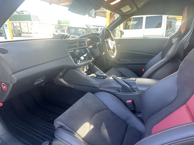 フェアレディZ(ニッサン)ニスモ AT中古車 3