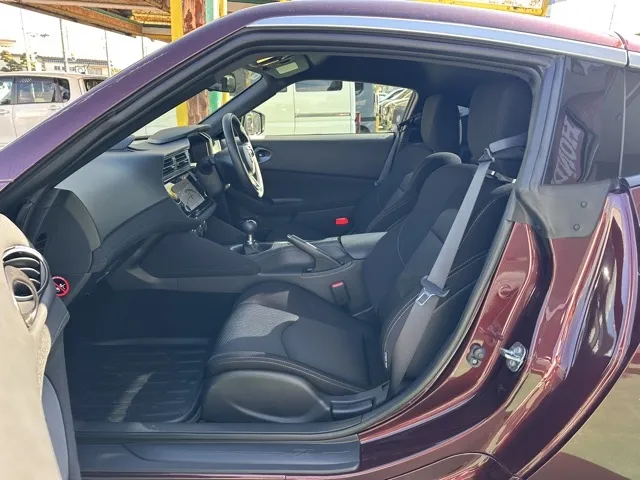 フェアレディZ(ニッサン)ベースグレード 6MT中古車 3