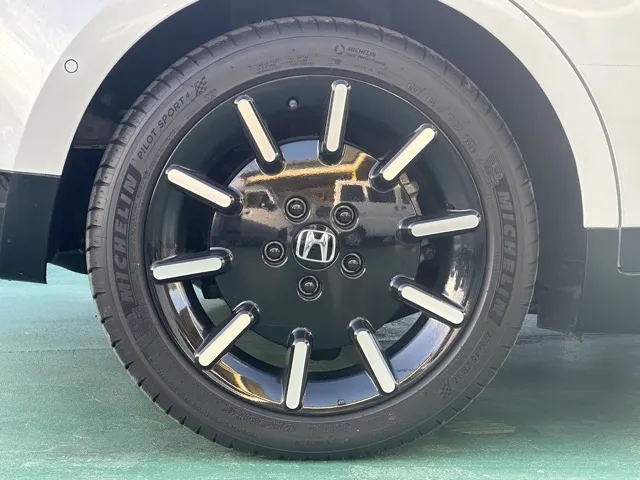 HONDAe(ホンダ)アドバンス中古車 11