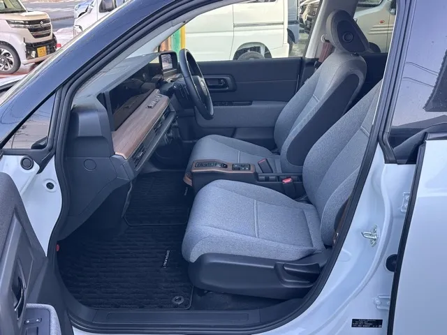 HONDAe(ホンダ)アドバンス中古車 3