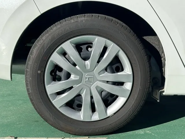 フィット(ホンダ)e：HEV ホームレンタＵＰ 12