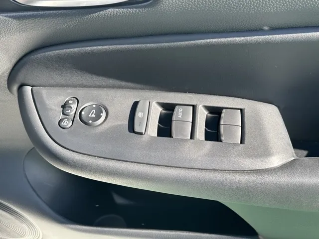 フィット(ホンダ)e：HEV ホームレンタＵＰ 13