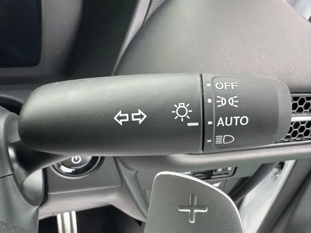 ZR-V(ホンダ)e：HEV Z登録済未使用車 19