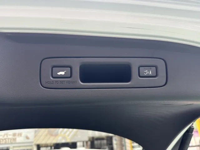 ZR-V(ホンダ)e：HEV Z登録済未使用車 13