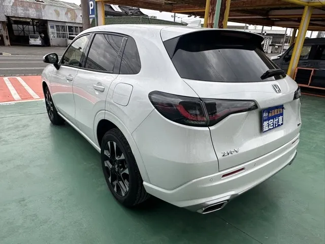 ZR-V(ホンダ)e：HEV Z登録済未使用車 2