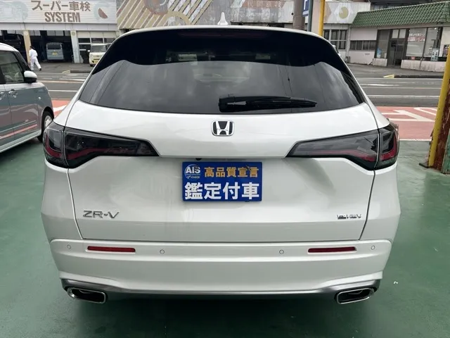 ZR-V(ホンダ)e：HEV Z登録済未使用車 8