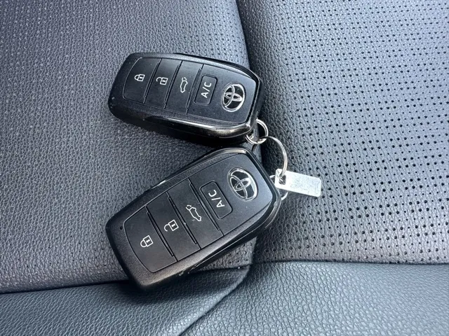 bZ4X(トヨタ)Z中古車 14