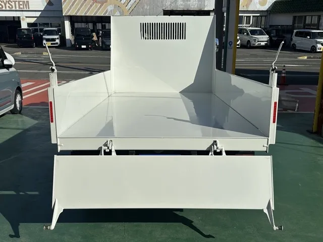 キャンター(三菱)全低床キョウカダンプ ３ｔ登録済未使用車 12