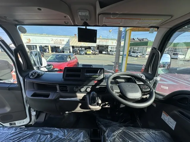 キャンター(三菱)全低床キョウカダンプ ３ｔ登録済未使用車 4