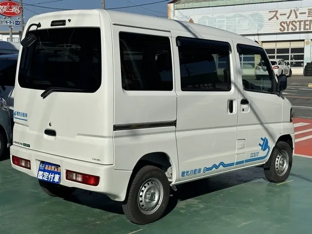 ミニキャブバン(三菱)CD 16.0kwh 4シーターレンタＵＰ 13