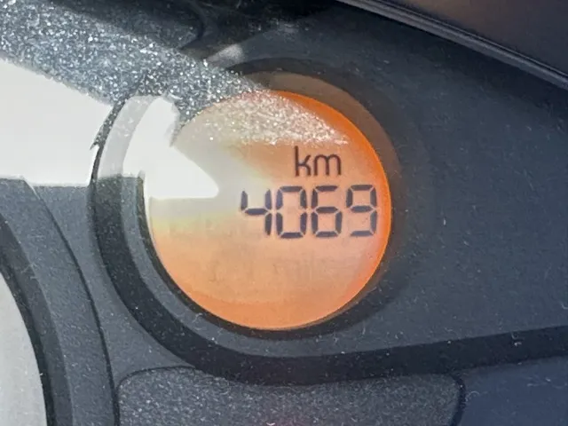 ミニキャブバン(三菱)CD 16.0kwh 4シーターレンタＵＰ 25