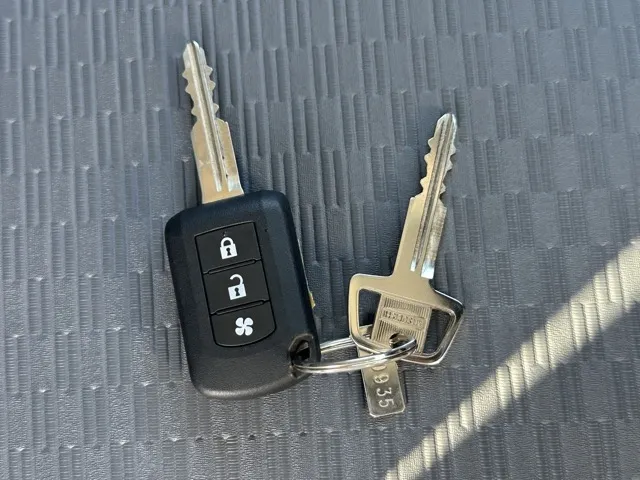 ミニキャブバン(三菱)CD 16.0kwh 4シーターレンタＵＰ 28