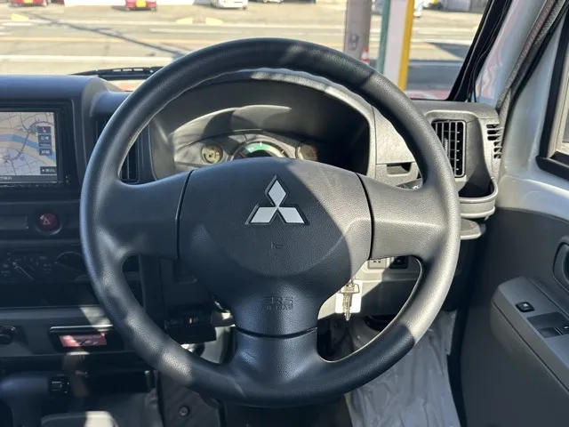 ミニキャブバン(三菱)CD 16.0kwh 4シーターレンタＵＰ 6